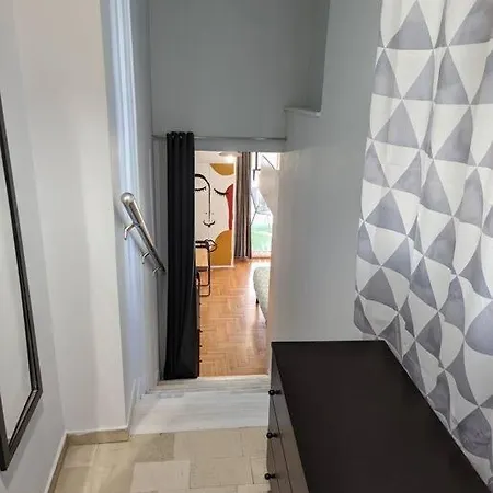 Apartment Artistic Flat In The Center Of Athens